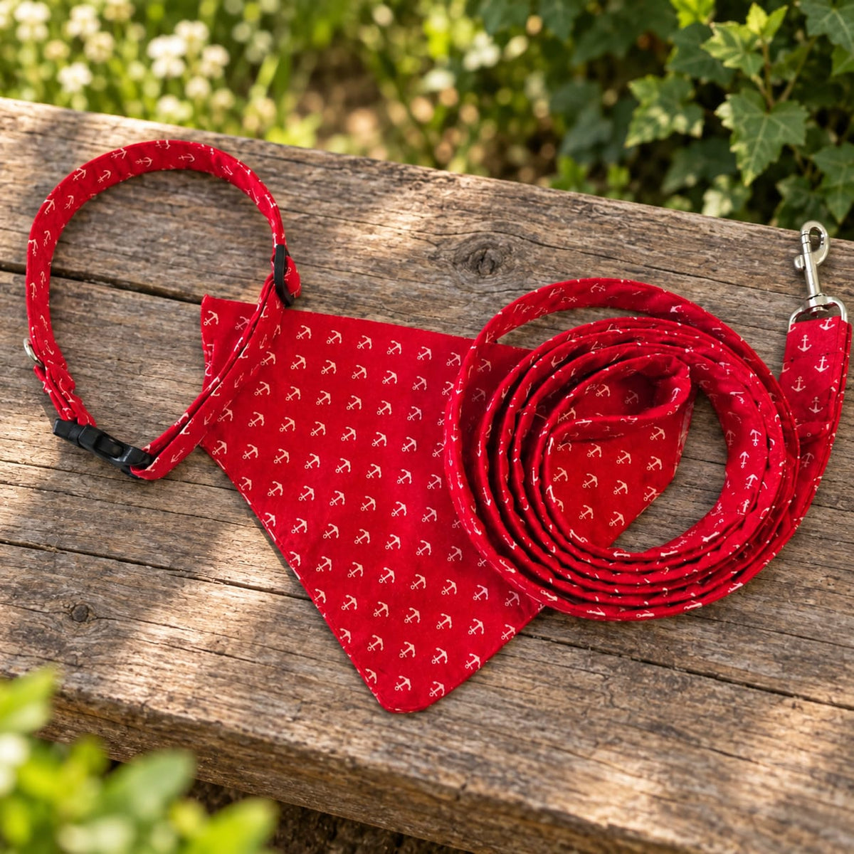 Marin Rouge – Collier, Bandana & Laisse